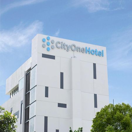 Citrip Hotel Simpang Lima Semarang Luaran gambar
