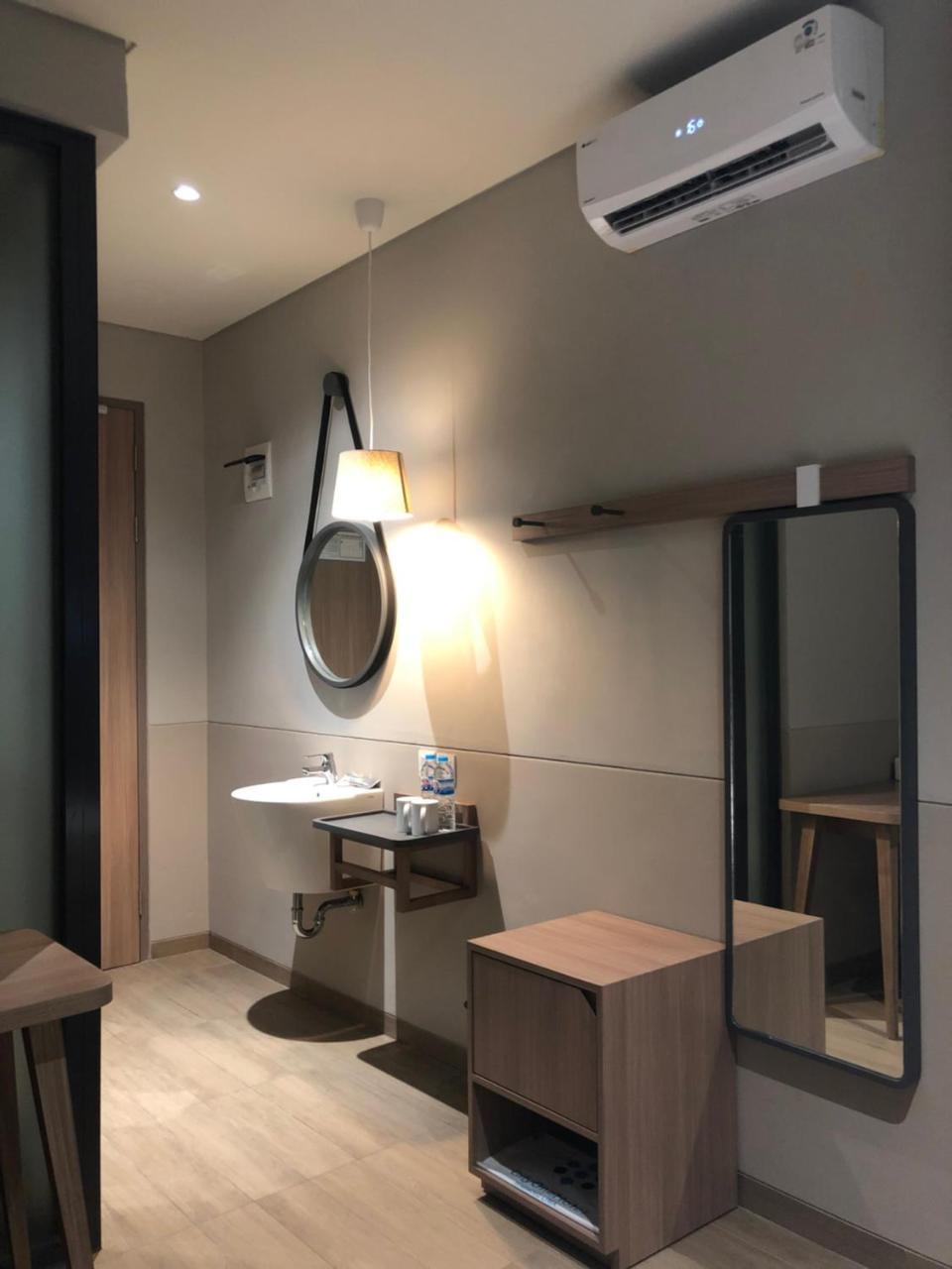 Citrip Hotel Simpang Lima Semarang Luaran gambar